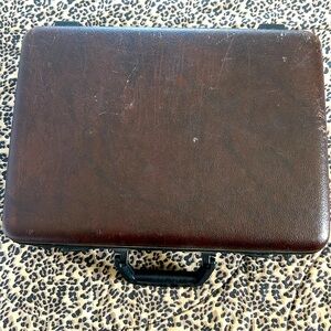 ⭐️ Eminent vintage 70s brown hard brief case 2 files & zip up pocket durable